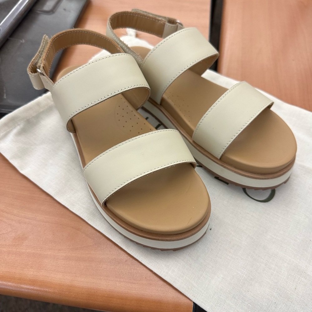 Women's Cream Sandals